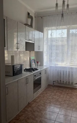 Сдам 2-х комнатную квартиру в центре в новом доме на Новосельского