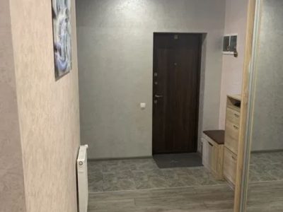 Продам квартиру 72 кв. м., 1/10, ул. Старицкая/Гастелло.