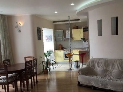 Продам двухуровневую квартиру 142 кв. м., ул. Армейская/Шевченко пр.