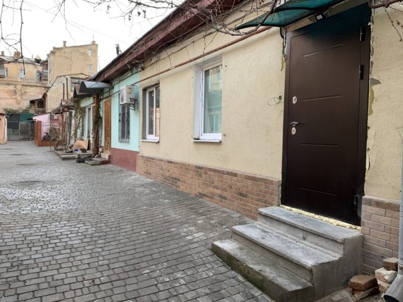 Продам квартиру 48 кв. м., 1/1, ул. Новосельского/Торговая.