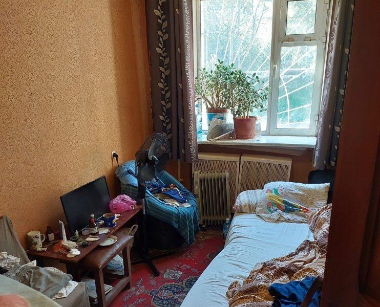 Продам квартиру 82 кв. м., 1/5, ул. Ак. Королева/Независимости пл.