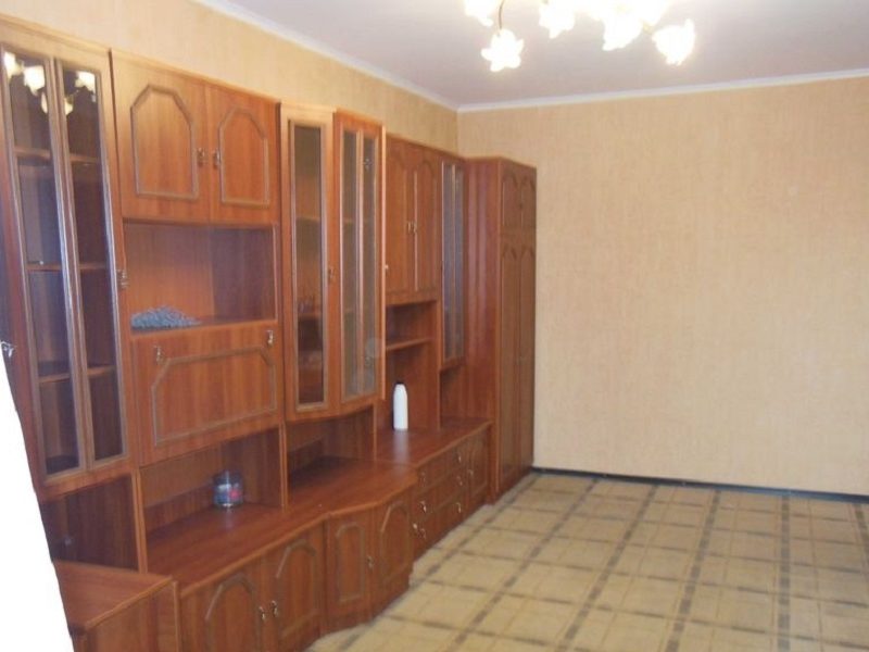 Продам квартиру 34 кв. м., 7/9, Ак. Глушко пр. /Независимости пл.