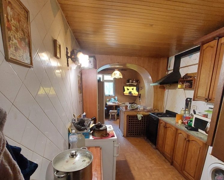 Продам квартиру 82 кв. м., 1/5, ул. Ак. Королева/Независимости пл.