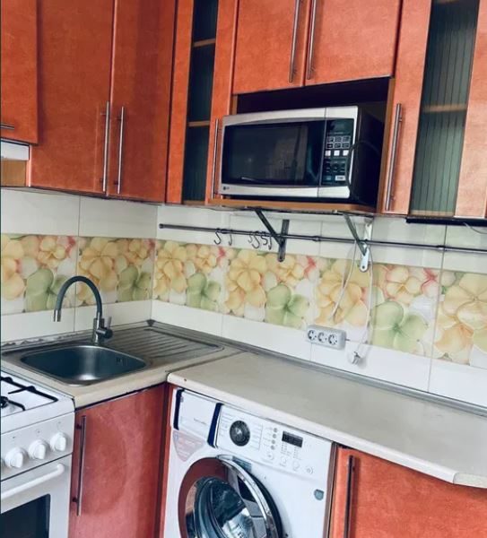Продам квартиру 58 кв. м., 3/5, ул. Кап. Кузнецова/Марсельская.