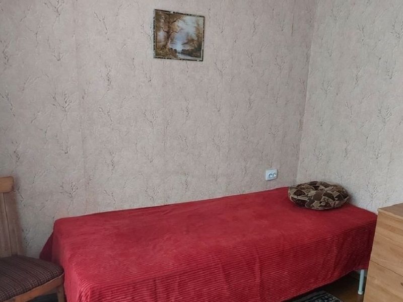 Продам 3 комн. квартиру, Шевченко пр. /парк Победы, 3/9, 68 кв. м.