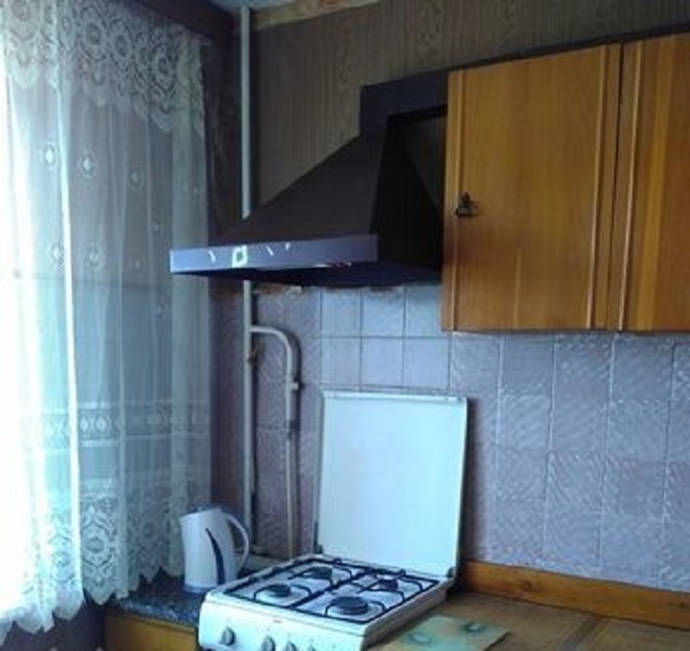 Продам квартиру 73 кв. м., 5/10, ул. Марш. Бабаджаняна/Бреуса.