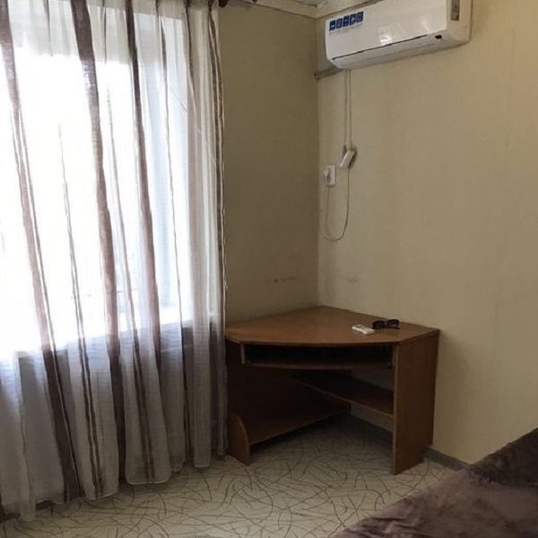 Продам квартиру 37 кв. м., 4/9, ул. Балковская/Приморский Суд,