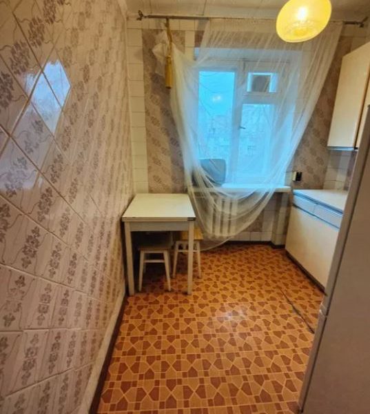 Продам квартиру 43 кв. м., 5/5, Светлый пер. /Солнечная.