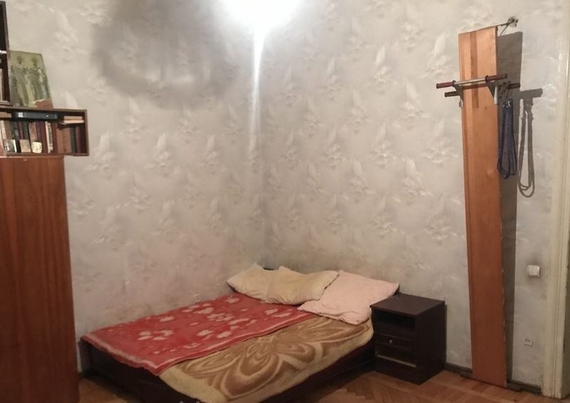 Продам квартиру 85 кв. м., 1/2, ул. Княжеская/Новосельского.