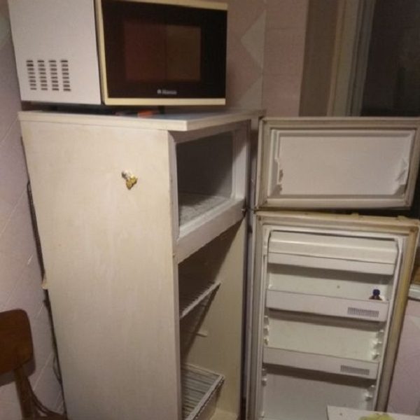 Продам квартиру 38 кв. м., 6/14, ул. Ген. Бочарова/Жолио Кюри.