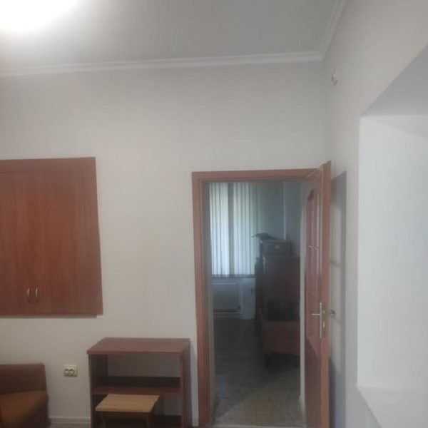 Продам квартиру 33 кв. м., 1/2, ул. Прохоровская/Мясоедовская.