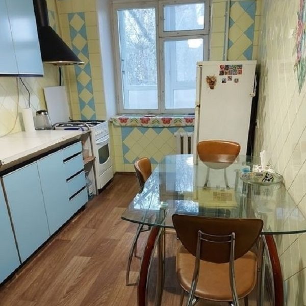 Продам 3 комн. квартиру, Шевченко пр. /парк Победы, 3/9, 68 кв. м.