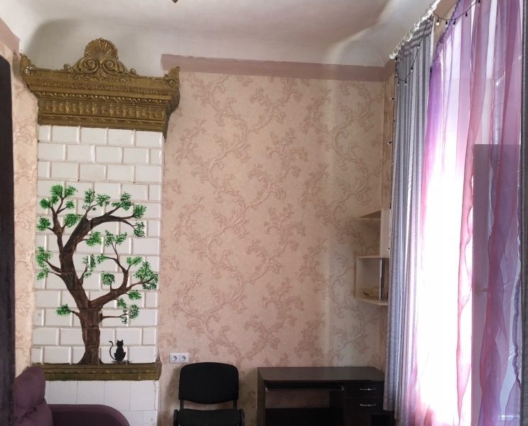 Продам 5 комнатную квартиру, ул. Базарная/Осипова, 3/3, 146 кв. м.