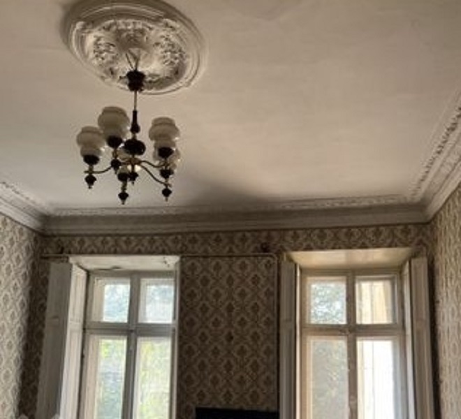 Продам квартиру 68 кв. м., 2/3, Исторический центр города.