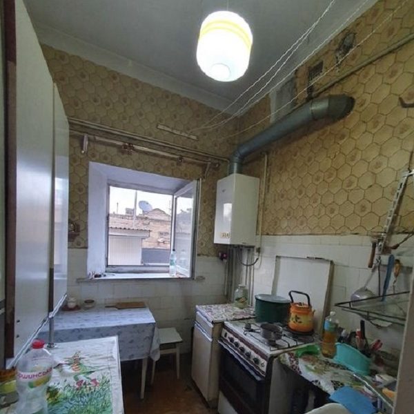 Продам квартиру 42 кв. м. 3/3, Вознесенский пер. /Старосенная площадь.