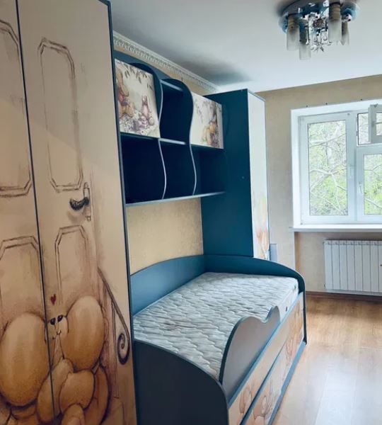 Продам квартиру 58 кв. м., 3/5, ул. Кап. Кузнецова/Марсельская.