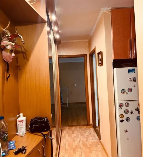 Продам квартиру 58 кв. м., 3/5, ул. Кап. Кузнецова/Марсельская.