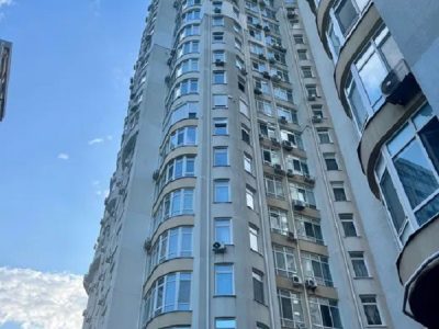 Продам квартиру 116 кв. м., 11/24, новый дом, жк Французский.