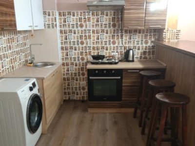 Продам квартиру 39 кв. м., 2/4, новый дом жк Smart.