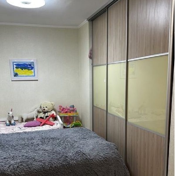 Продам квартиру 32 кв. м., 4/5, ул. Св. Рихтера/Овидиопольская дор.