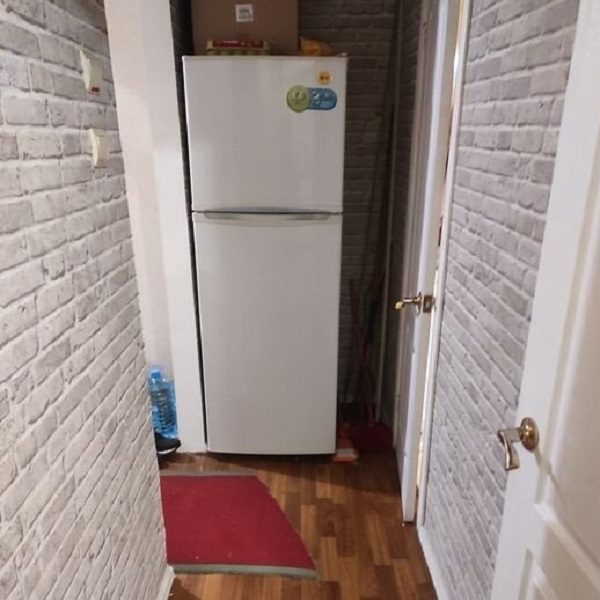Продам квартиру 50 кв. м., 5/9, Небесной сотни пр. /Левитана.