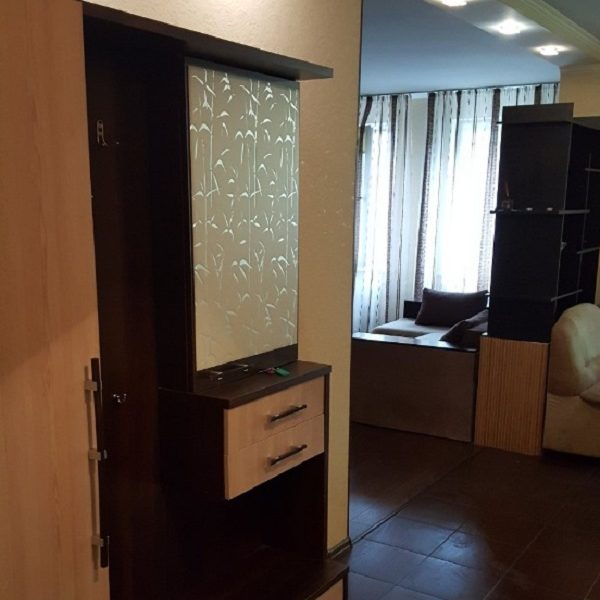 Продам квартиру 54 кв. м., 9/10, новый дом жк Изумрудный Город.