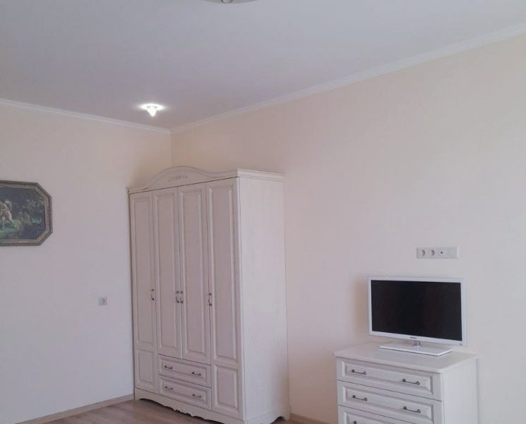 Продам квартиру, кирпичный дом, жк Капитан, 9/18, 73 кв. м.