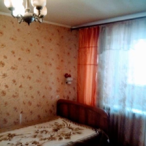 Продам квартиру 57 кв. м., 8/9, ул. Ак. Филатова/Б. Деревянко пл.