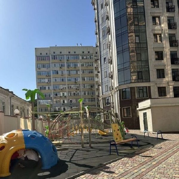 Продам квартиру 65 кв. м., 6/15, новый дом, жк 25-я Жемчужина.