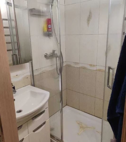 Продам квартиру 43 кв. м., 4/5, 1-я ст. Люстдорфской дор.