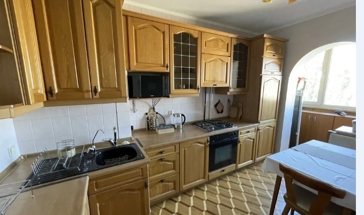 Продам квартиру 67 кв. м., 9/9, Люстдорфская дор. /Шишкина.