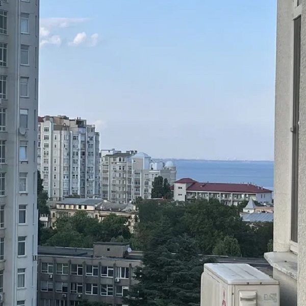Продам квартиру 116 кв. м., 11/24, новый дом, жк Французский.