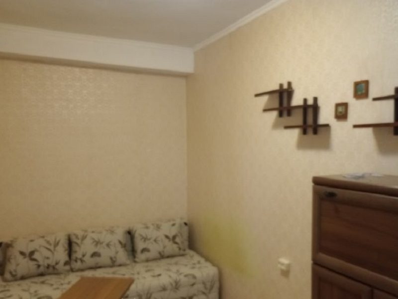 Продам квартиру 30 кв. м., 2/2, ул. Успенская/Утесова пер.