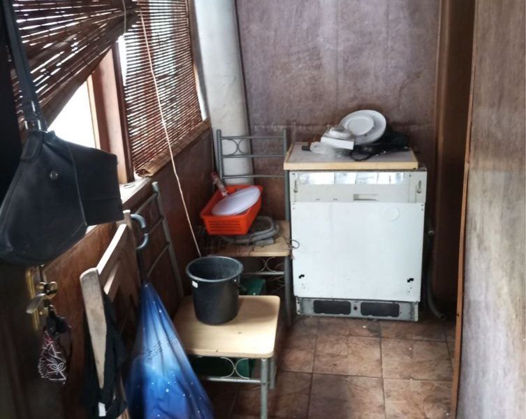 Продам квартиру 58 кв. м., 1/2, ул. Скидановская/Ольгиевский сп.