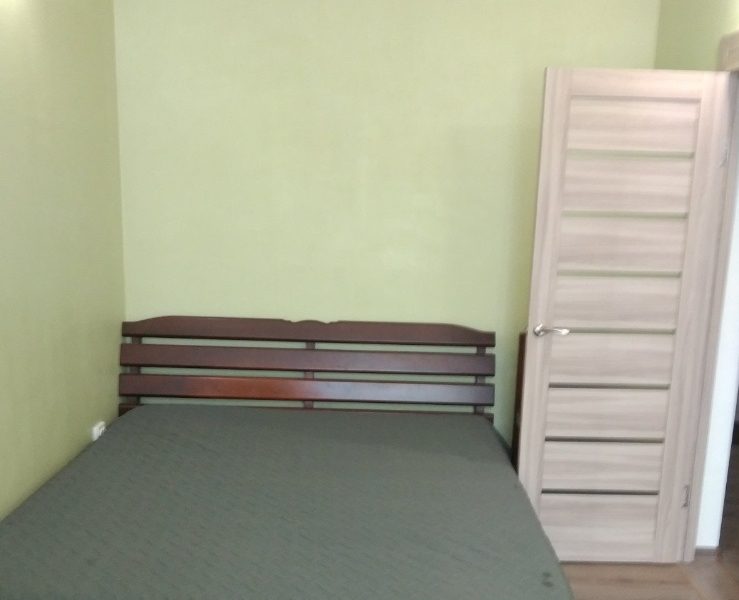 Продам квартиру 39 кв. м., 2/4, новый дом жк Smart.