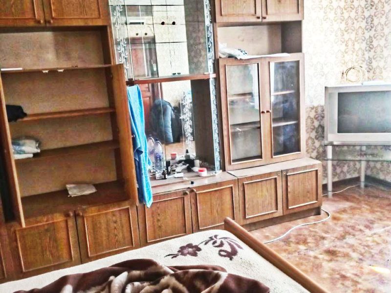 Однушка возле привоза
