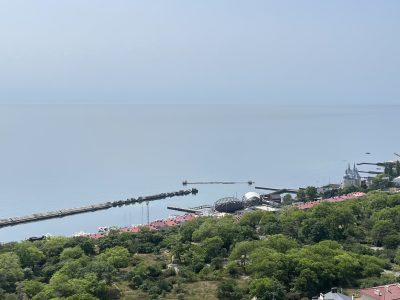 Апартаменты с террасой и прямым видом моря в Аркадии