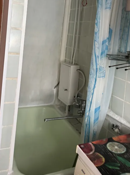Здам свою 2-к квартиру в районі Севастопольської площі.