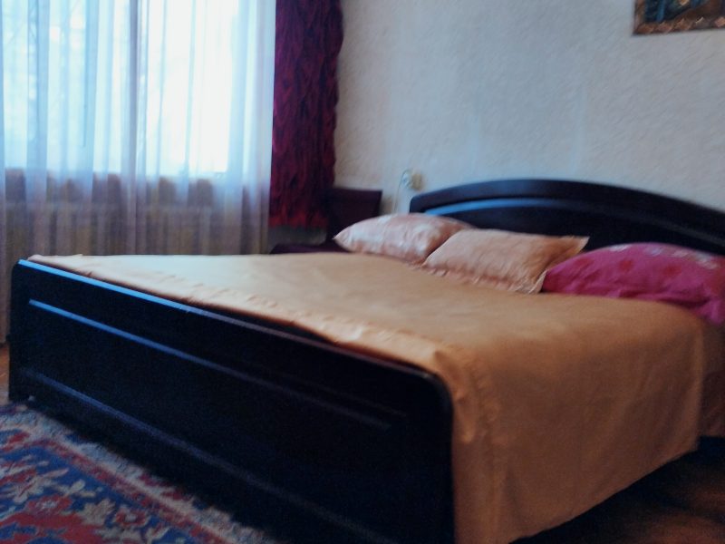 2комнатная квартира в центре пр.Шевченко,2
