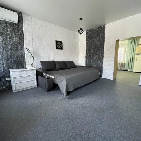 2-х комнатная квартира с ремонтом рядом с Преображенским парком по интересной цене