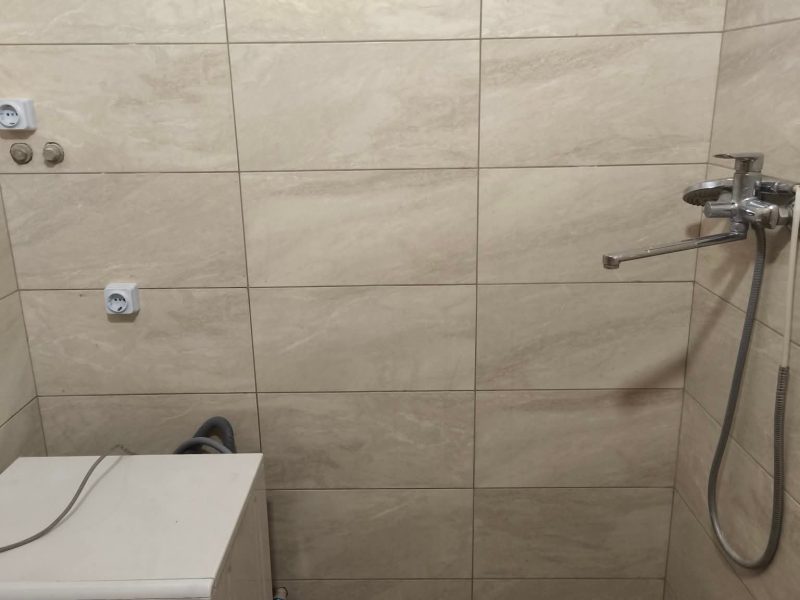 Без комісії для покупця продається 3к квартира по вул. Дмитрівська 96-98.