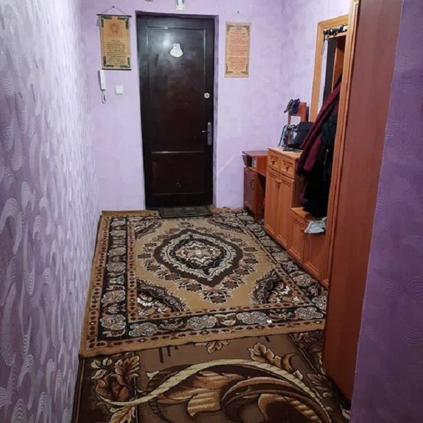 3-х комнатная квартира в Стиконовском кирпичном доме на Нищинского по интересной цене