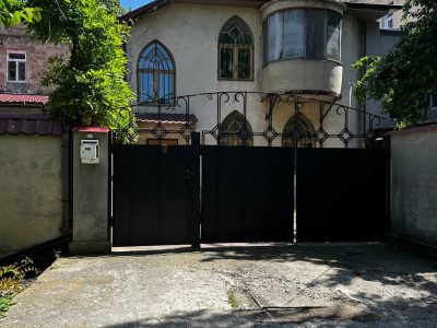 Сдам дом в центре Одессы, вул.Пастера