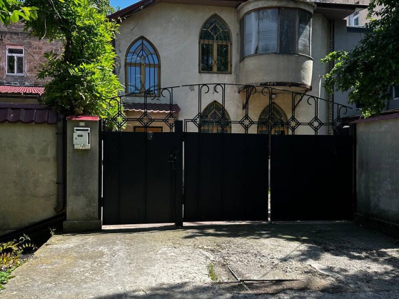 Сдам дом в центре Одессы, вул.Пастера