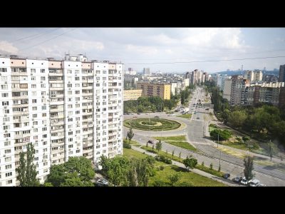 Без комісії для покупця продається видова 3к квартира поруч з метро "Оболонь" , Оболонська площа,3.