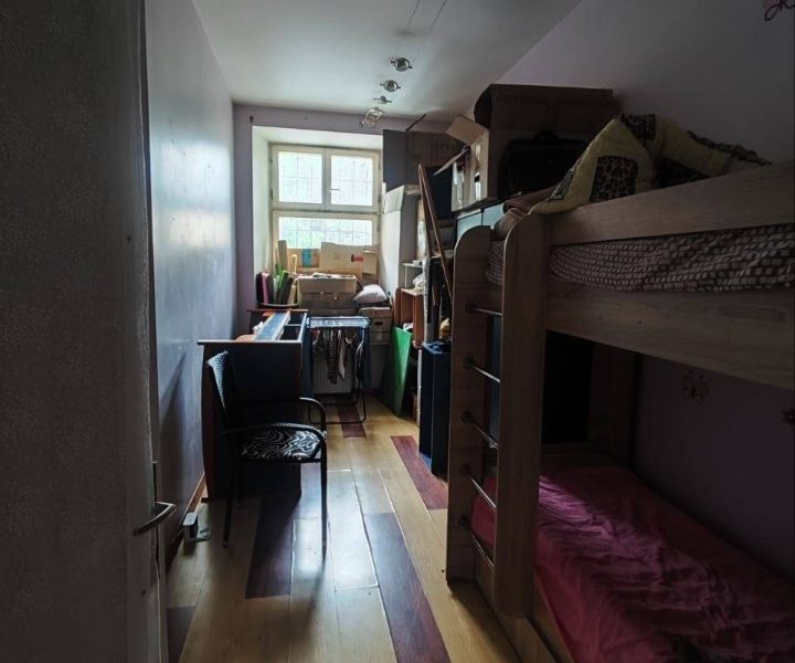 Продам 3 к квартиру на Пироговской