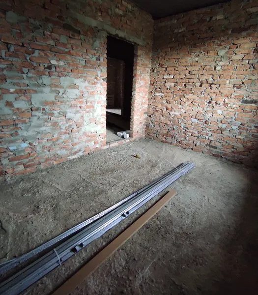 Продається новобудова на березі водойми (Чайківка)