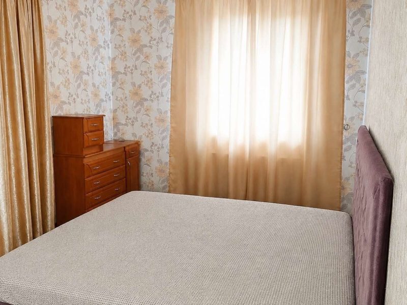 Пропонується до продажу будинок у м. ДЕРГАЧІ.